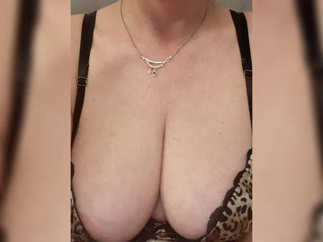 SexiestJess45 live cam on BongaCams