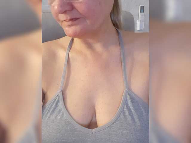 Sexiestjess45 live cam