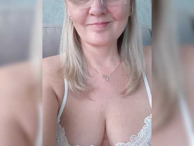SexiestJess45