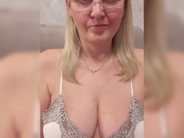 SexiestJess45