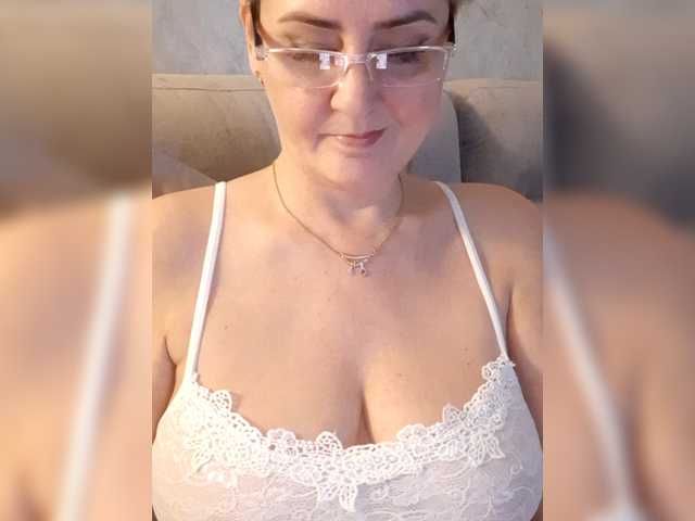 SexiestJess45 live cam on BongaCams