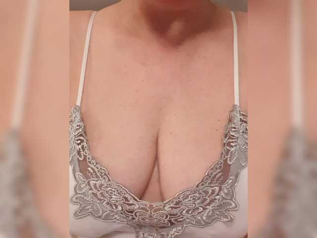SexiestJess45