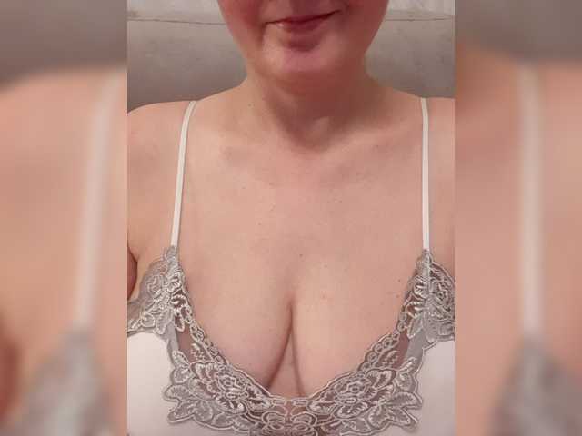 SexiestJess45 live cam preview