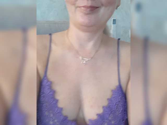 SexiestJess45 live cam on BongaCams
