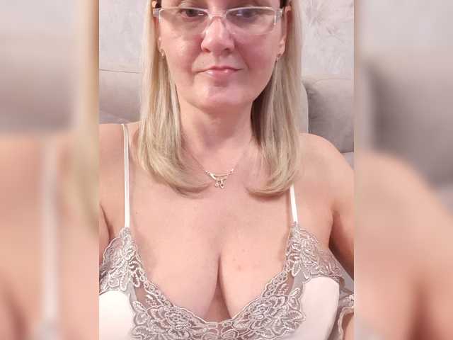 SexiestJess45