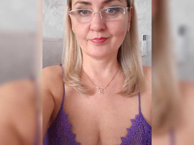 SexiestJess45 live cam on BongaCams