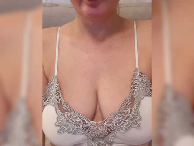 SexiestJess45 live cam preview