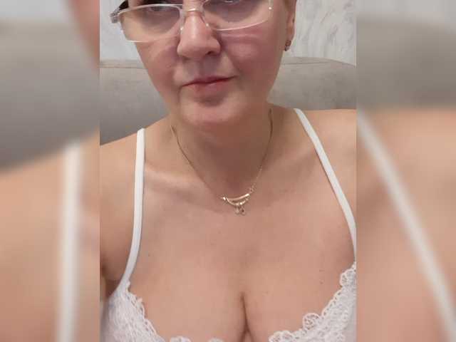 SexiestJess45