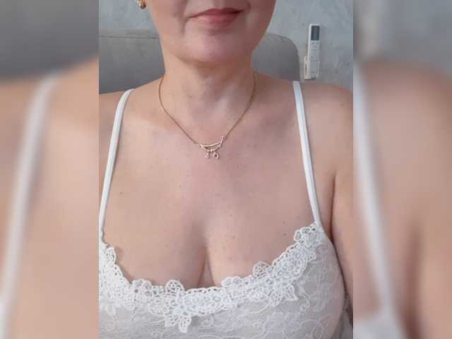 SexiestJess45 live cam on BongaCams