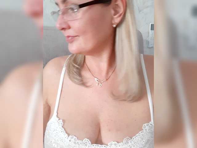 SexiestJess45