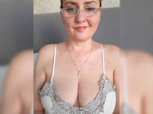 SexiestJess45's BongaCams show and profile