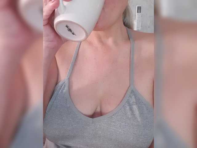 SexiestJess45 live cam on BongaCams