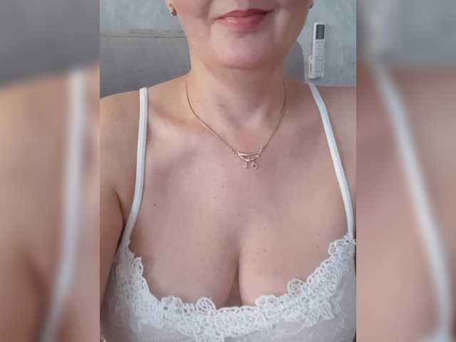 SexiestJess45 live cam on BongaCams