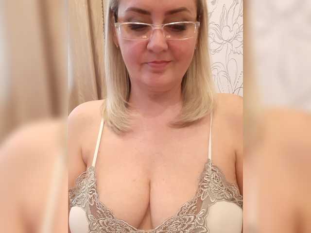 SexiestJess45