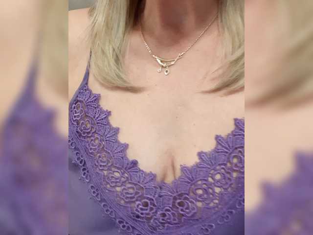 SexiestJess45 live cam on BongaCams