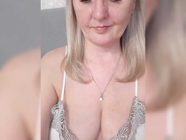 SexiestJess45's BongaCams show and profile