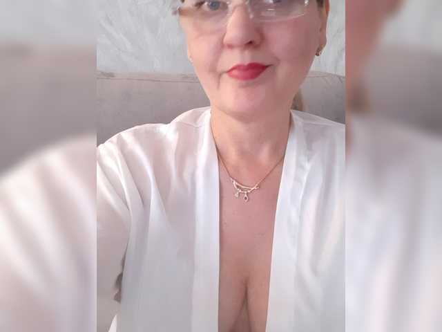 SexiestJess45 live cam on BongaCams