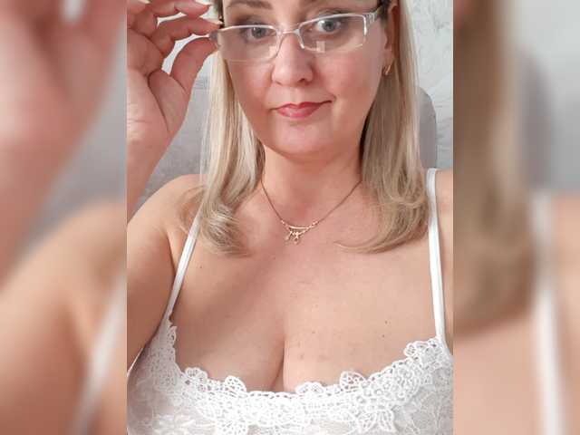 SexiestJess45