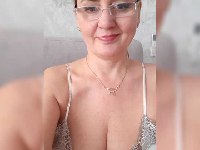 SexiestJess45 live cam on BongaCams