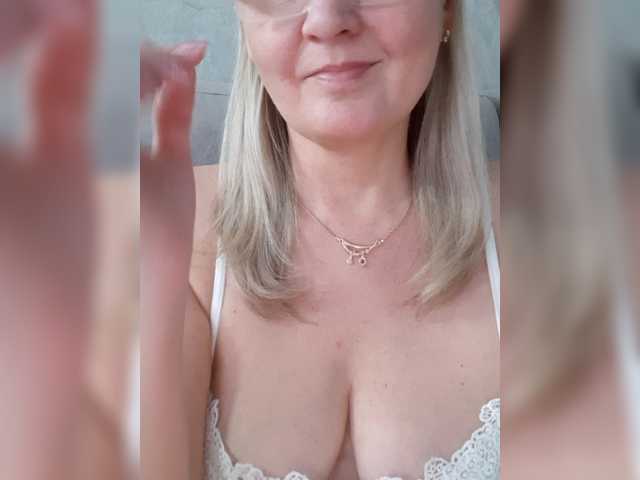 SexiestJess45 in webcam