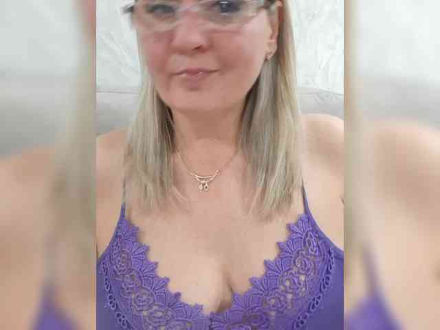 sexiestjess45's live room