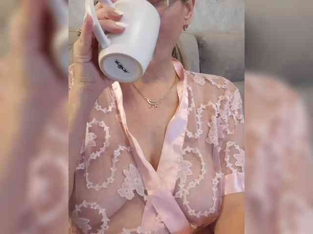 SexiestJess45