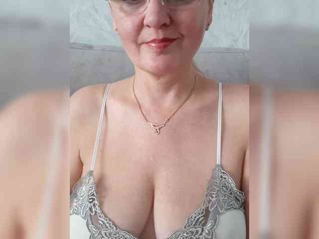 SexiestJess45 webcam