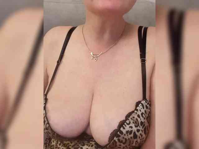 SexiestJess45 webcam