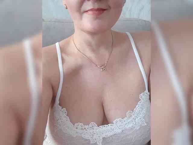 SexiestJess45