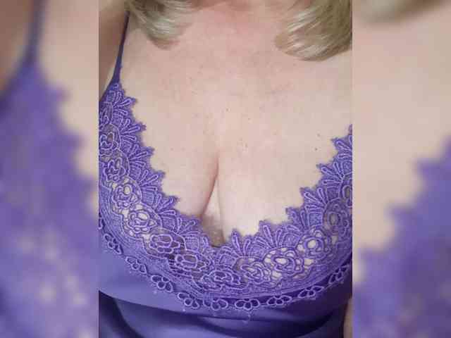 SexiestJess45 webcam