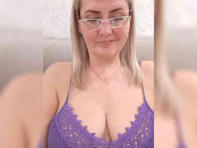 SexiestJess45 webcam