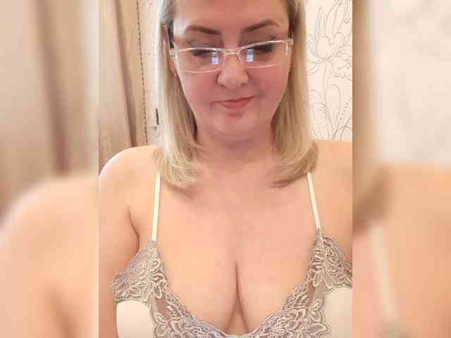 SexiestJess45 webcam
