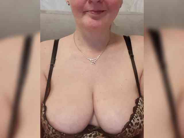 sexiestjess45's live room