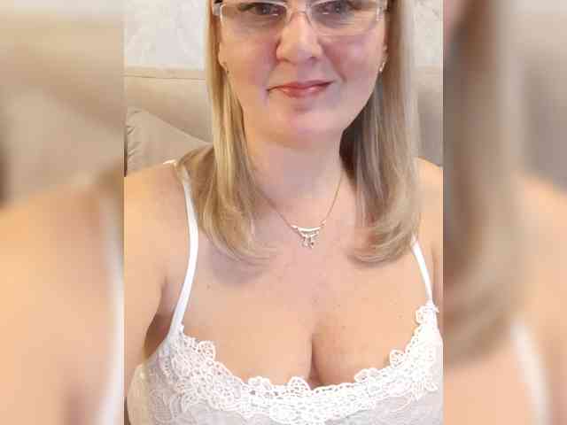 SexiestJess45 webcam