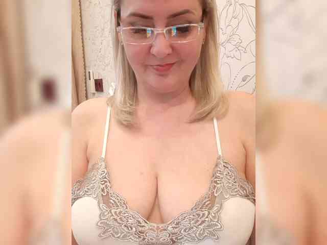 SexiestJess45