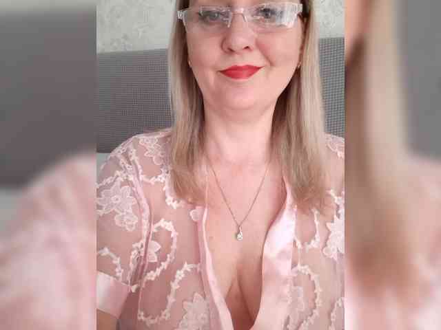 SexiestJess45 webcam