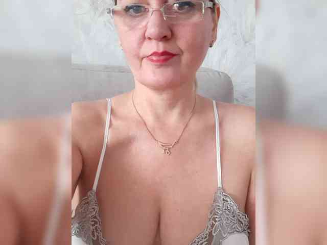 SexiestJess45 webcam