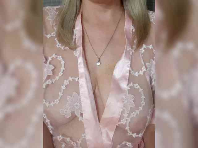 SexiestJess45 SexiestJess45