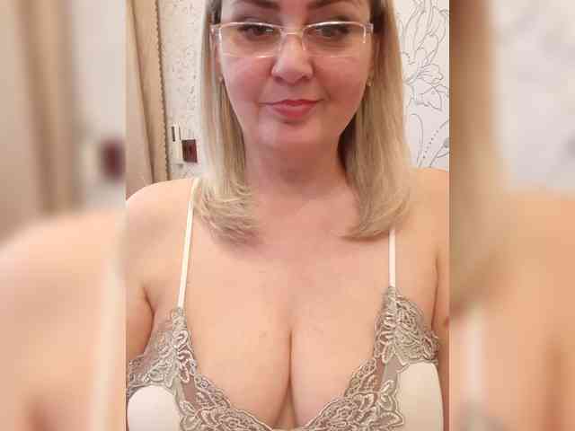 SexiestJess45