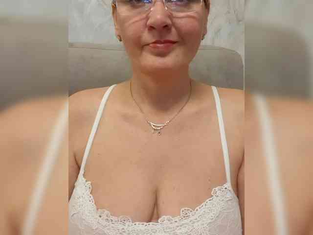 SexiestJess45