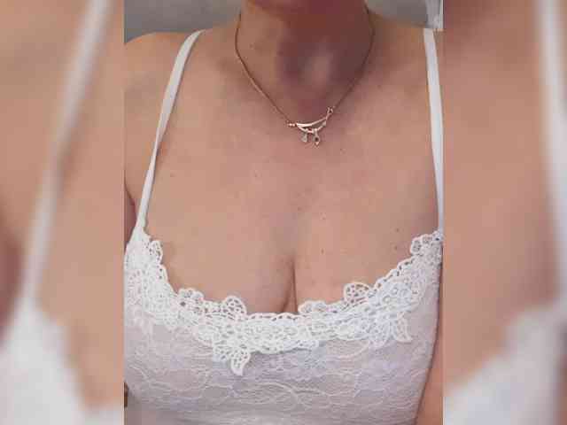 SexiestJess45 webcam
