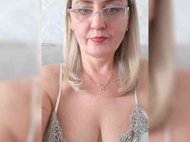 SexiestJess45 webcam