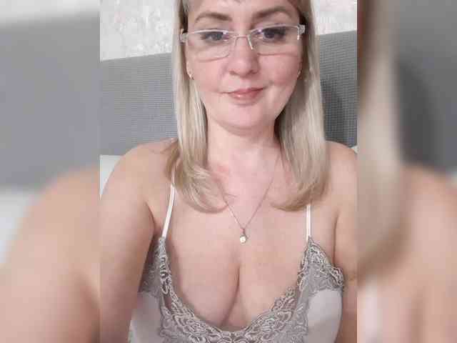 SexiestJess45 webcam