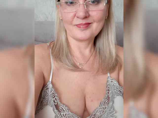 SexiestJess45 webcam