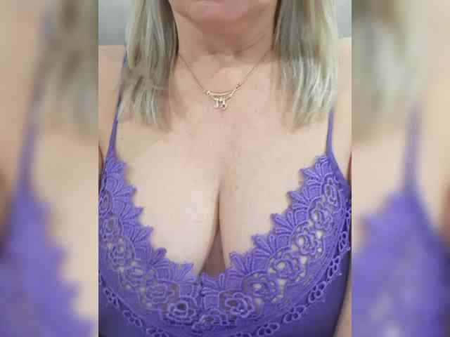 SexiestJess45 webcam