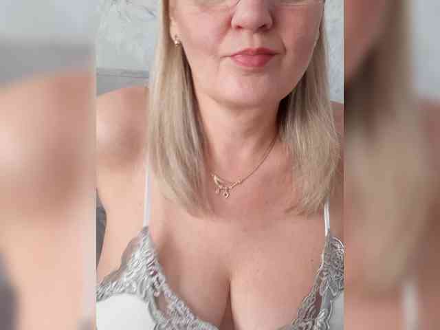 SexiestJess45 webcam