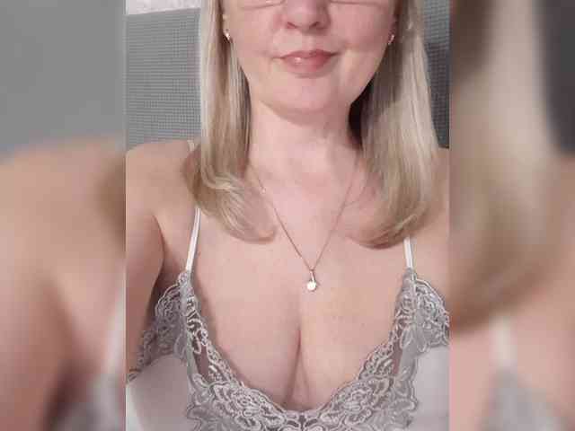 SexiestJess45 webcam