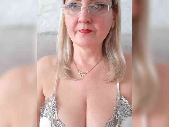 SexiestJess45 webcam