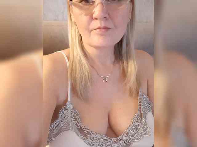 SexiestJess45 webcam
