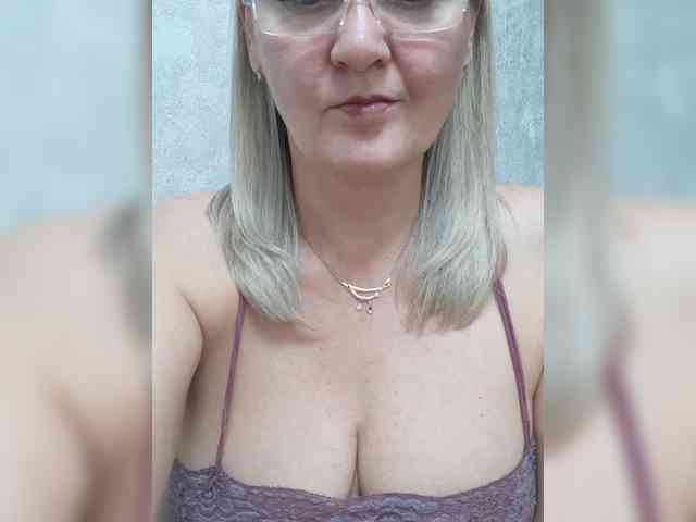 SexiestJess45 webcam